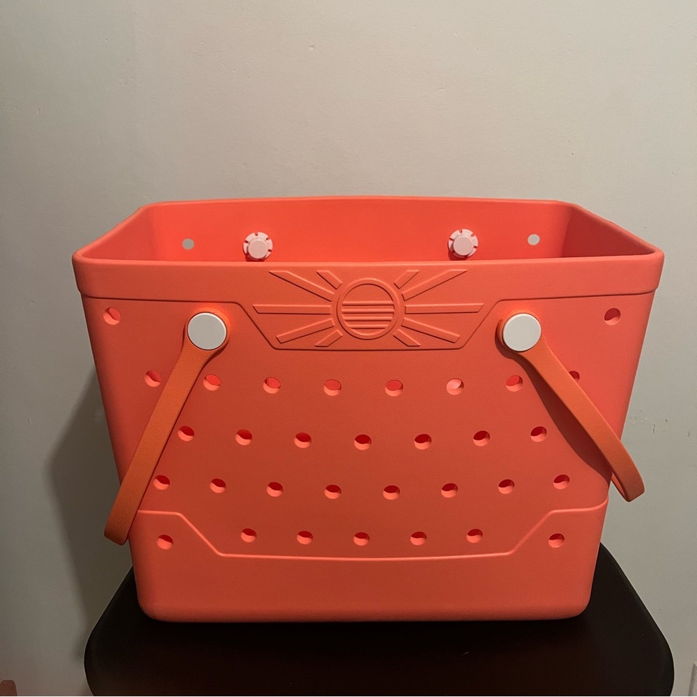 Coral tote bag